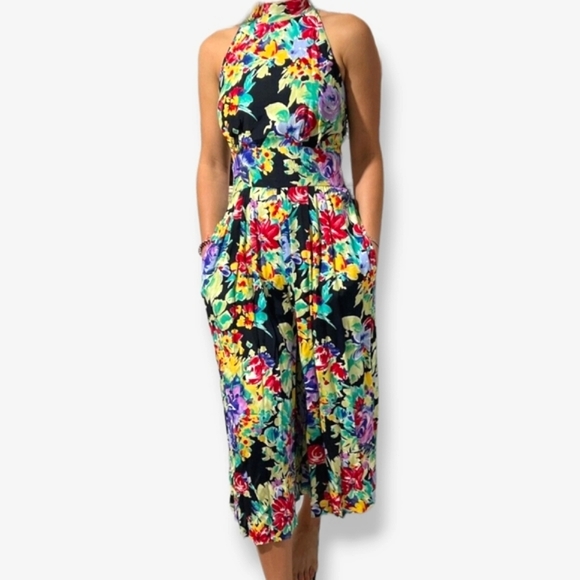 Vintage Pants - RARE VINTAGE 90s R.J. STEVENS Floral Peekaboo Back Floral Culotte Jumpsu…